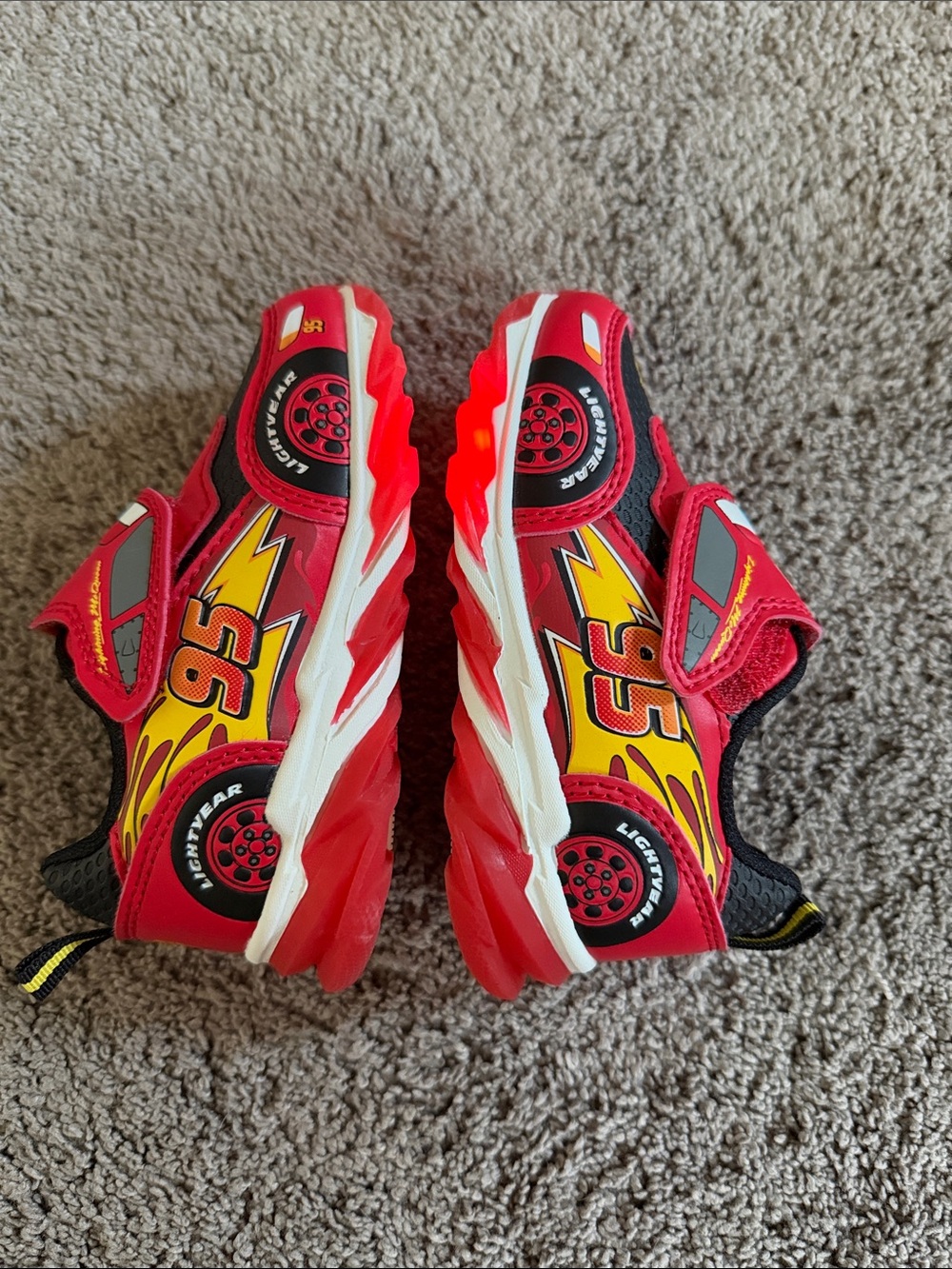 Cars Lightning McQueen Red Kids Sneakers - Picture 4 of 5
